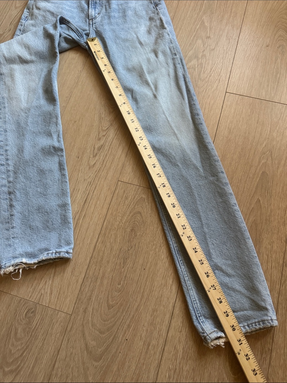 Agolde Lyle Low-Rise Slim Jeans Rift Light Wash Size 25 - Picture 16 of 16